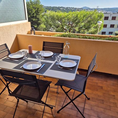 T2 Vue Mer Dans Residence Calme / T2 Sea View In A Quiet Residence Bandol Ngoại thất bức ảnh